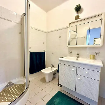 1 Bedroom, Sea View, 10 Min From Center & Palais Des Festivals