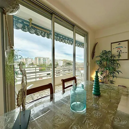 1 Bedroom, Sea View, 10 Min From Center & Palais Des Festivals * קאן