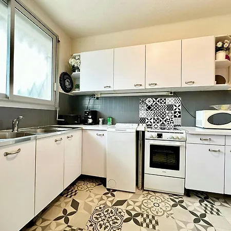 1 Bedroom, Sea View, 10 Min From Center & Palais Des Festivals דירה *