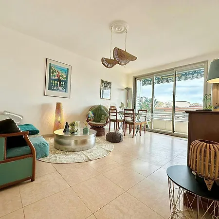1 Bedroom, Sea View, 10 Min From Center & Palais Des Festivals דירה קאן